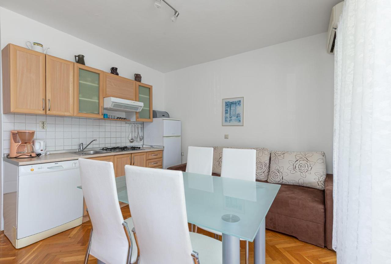 Haus Eva Apartment Novigrad  Bagian luar foto
