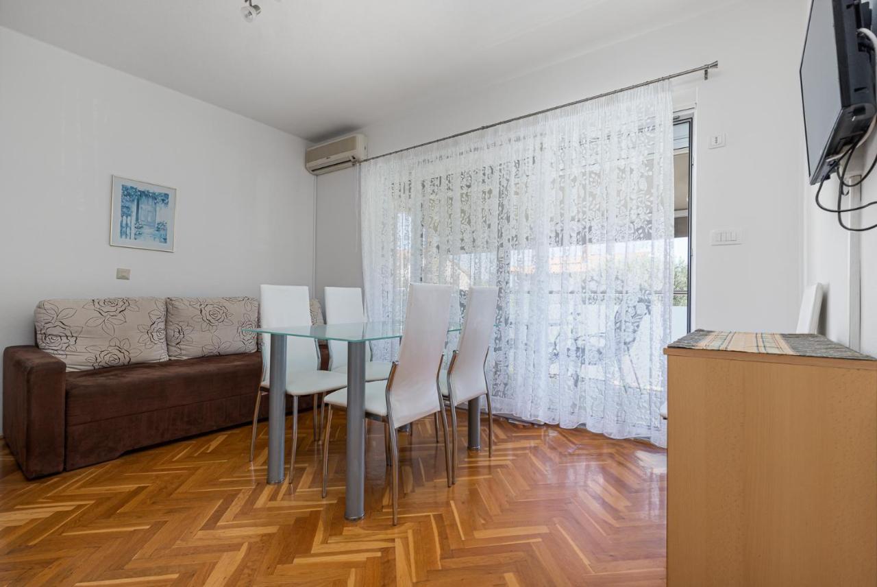 Haus Eva Apartment Novigrad  Bagian luar foto