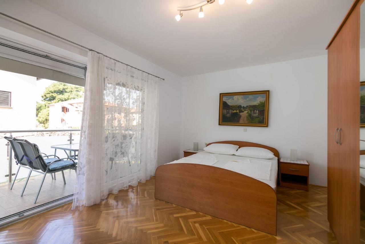Haus Eva Apartment Novigrad  Bagian luar foto