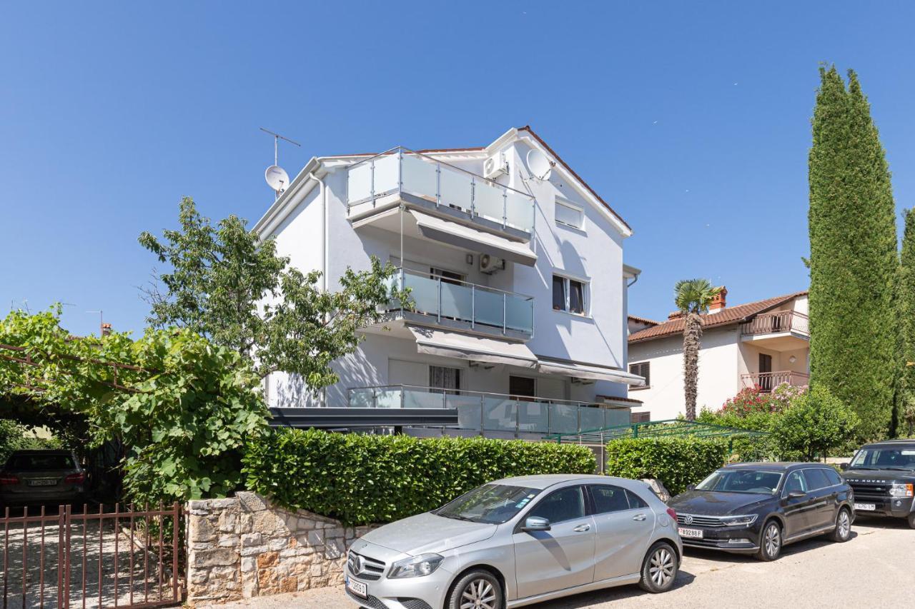 Haus Eva Apartment Novigrad  Bagian luar foto